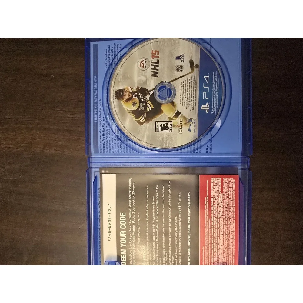 NHL 15 -- Ultimate Edition (Sony PlayStation 4, 2014) working copy